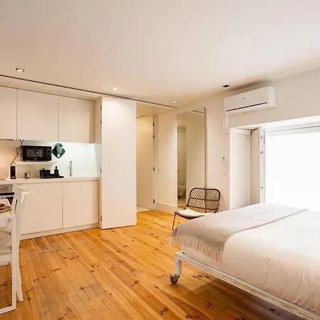 Portucale ! Combro Urban Loft * Lissabon