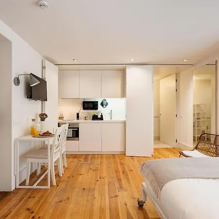 Portucale ! Combro Urban Loft Apartment Lisbon